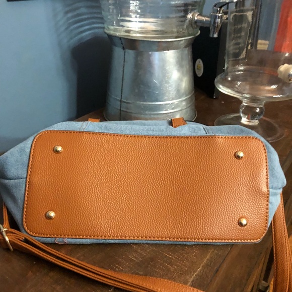 Retro Purse - Picture 3 of 4